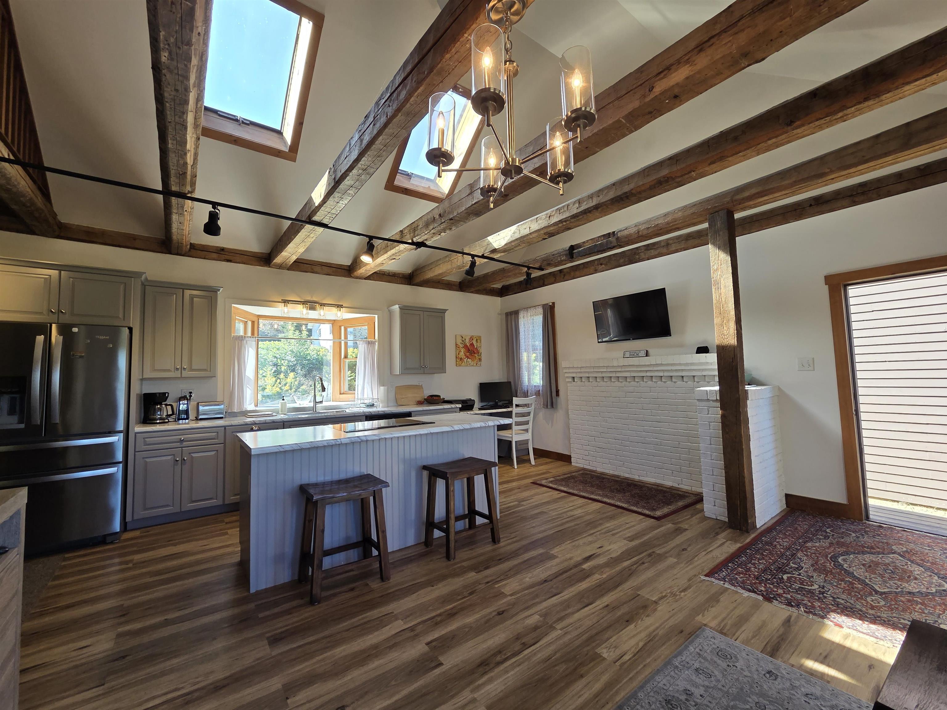 1065 Higgins Hill Road St. Johnsbury, VT 05819 - Photo 15 of 60