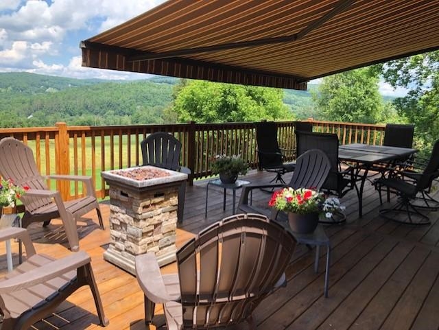 1065 Higgins Hill Road St. Johnsbury, VT 05819 - Photo 2 of 60