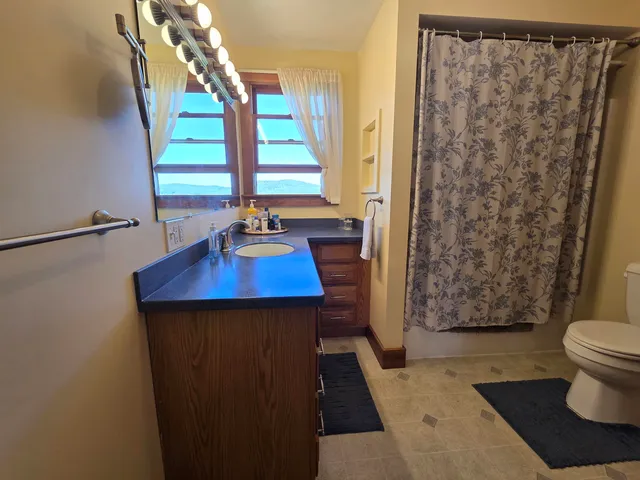 $573,000 | 1065 Higgins Hill Road, St. Johnsbury, VT 05819