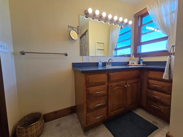 $573,000 | 1065 Higgins Hill Road, St. Johnsbury, VT 05819