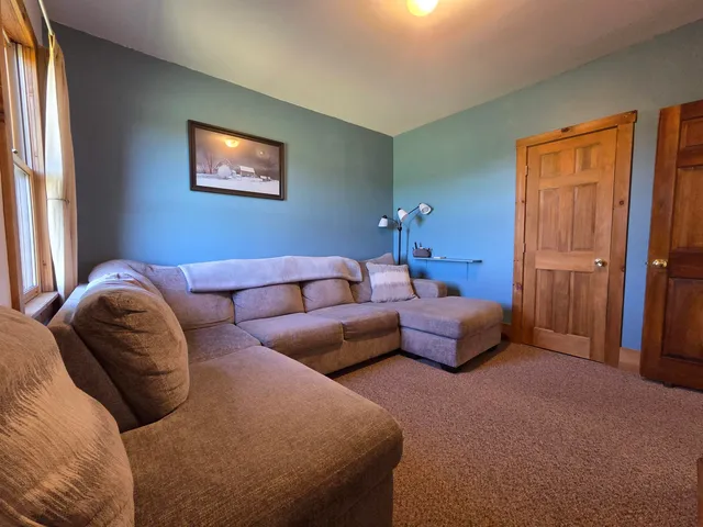 $573,000 | 1065 Higgins Hill Road, St. Johnsbury, VT 05819