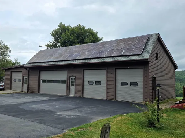 $573,000 | 1065 Higgins Hill Road, St. Johnsbury, VT 05819