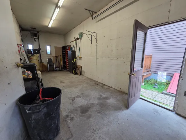 $573,000 | 1065 Higgins Hill Road, St. Johnsbury, VT 05819