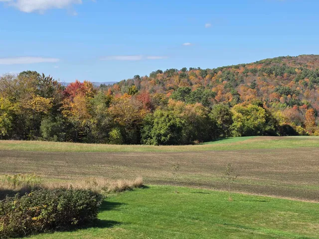 $573,000 | 1065 Higgins Hill Road, St. Johnsbury, VT 05819