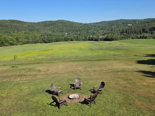 $537,000 | 1065 Higgins Hill Road, St. Johnsbury, VT 05819