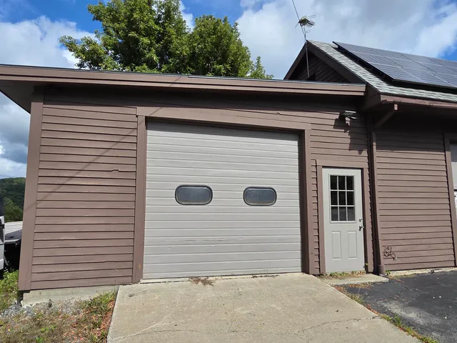 $537,000 | 1065 Higgins Hill Road, St. Johnsbury, VT 05819