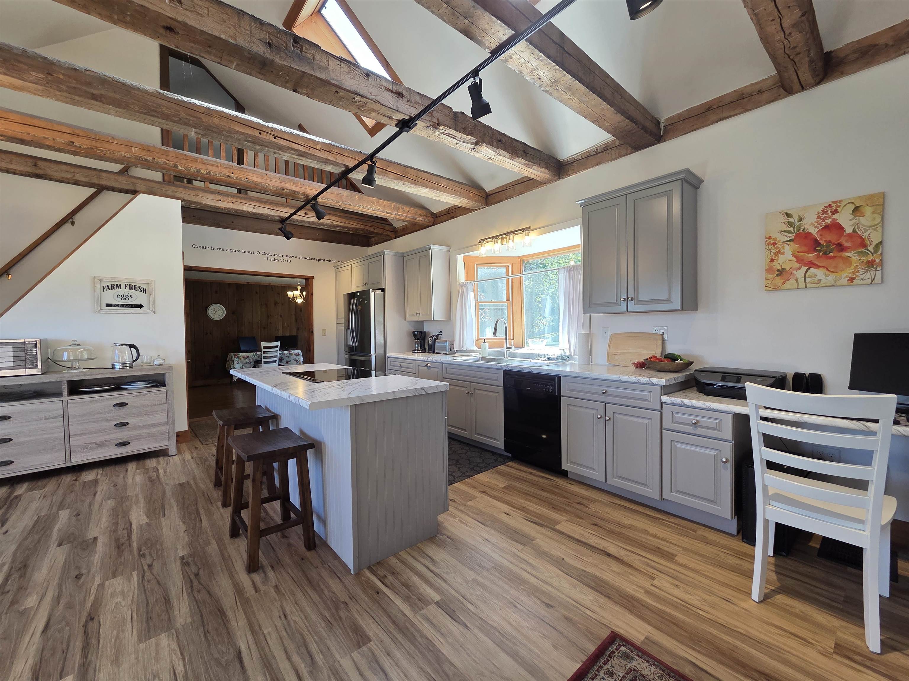 1065 Higgins Hill Road St. Johnsbury, VT 05819 - Photo 7 of 60