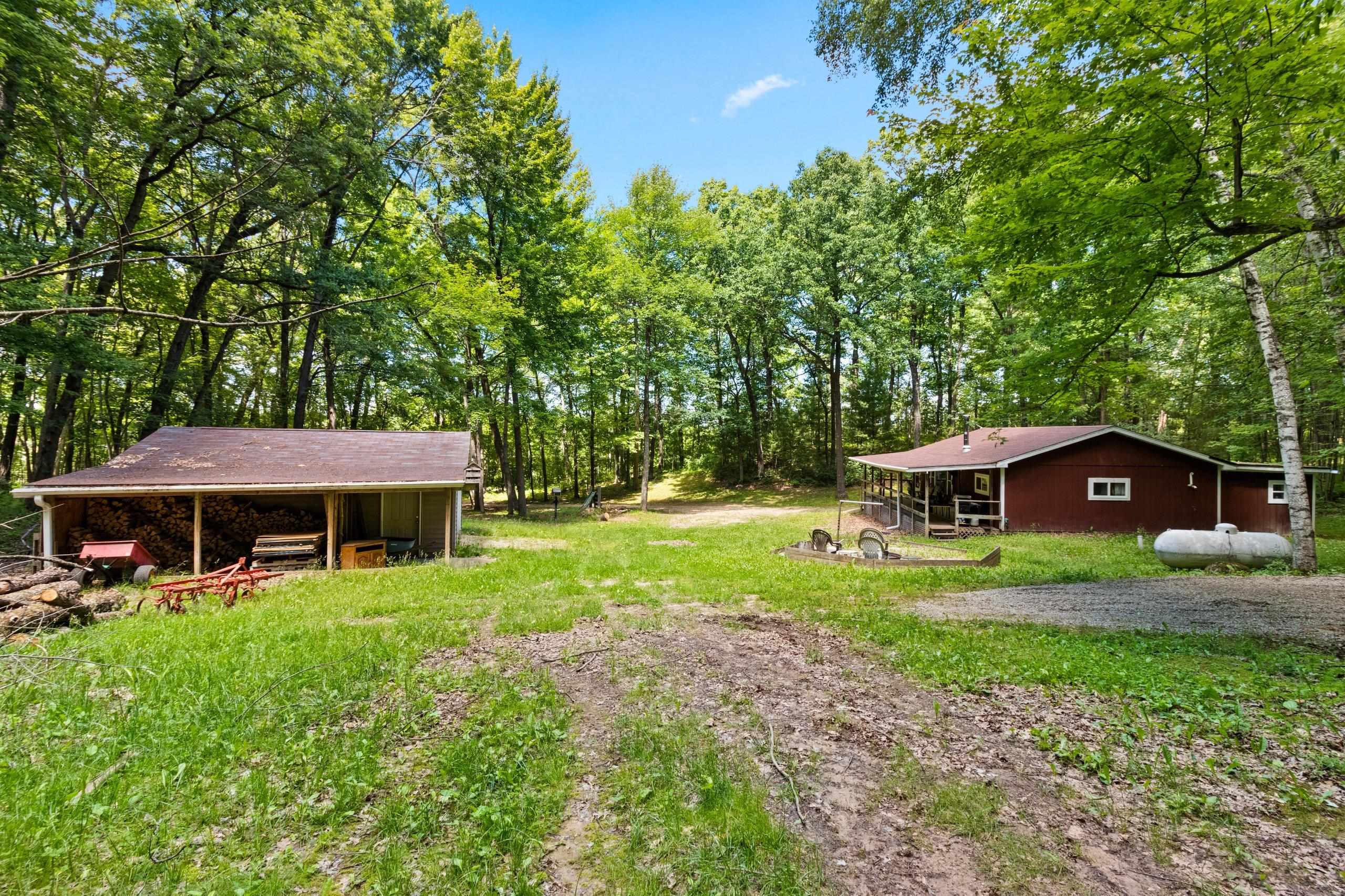 E559 Indian Valley Road Waupaca, WI 54981 - Photo 13 of 45