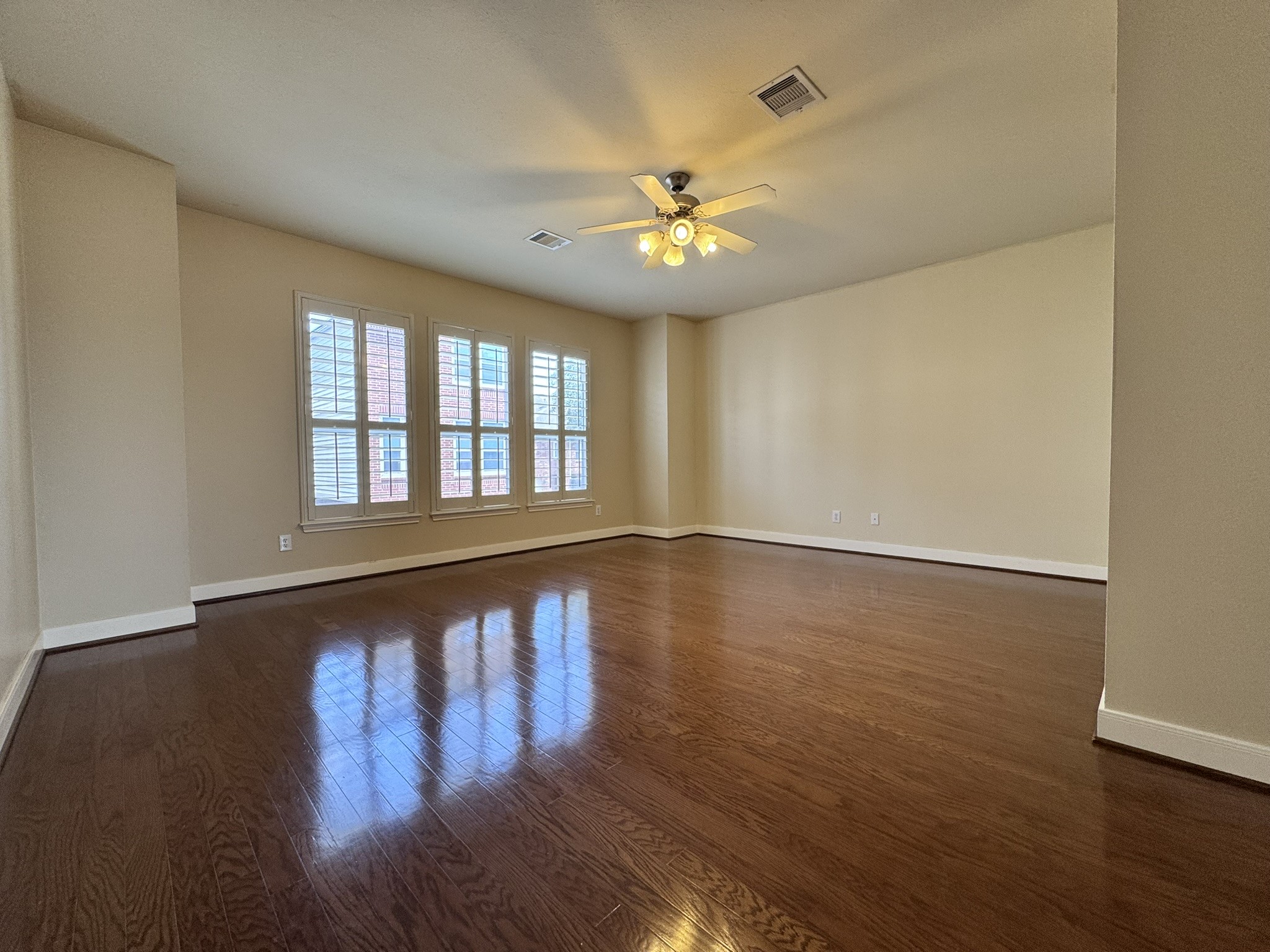 2333 Ann Street Houston, TX 77003 - Photo 4 of 31