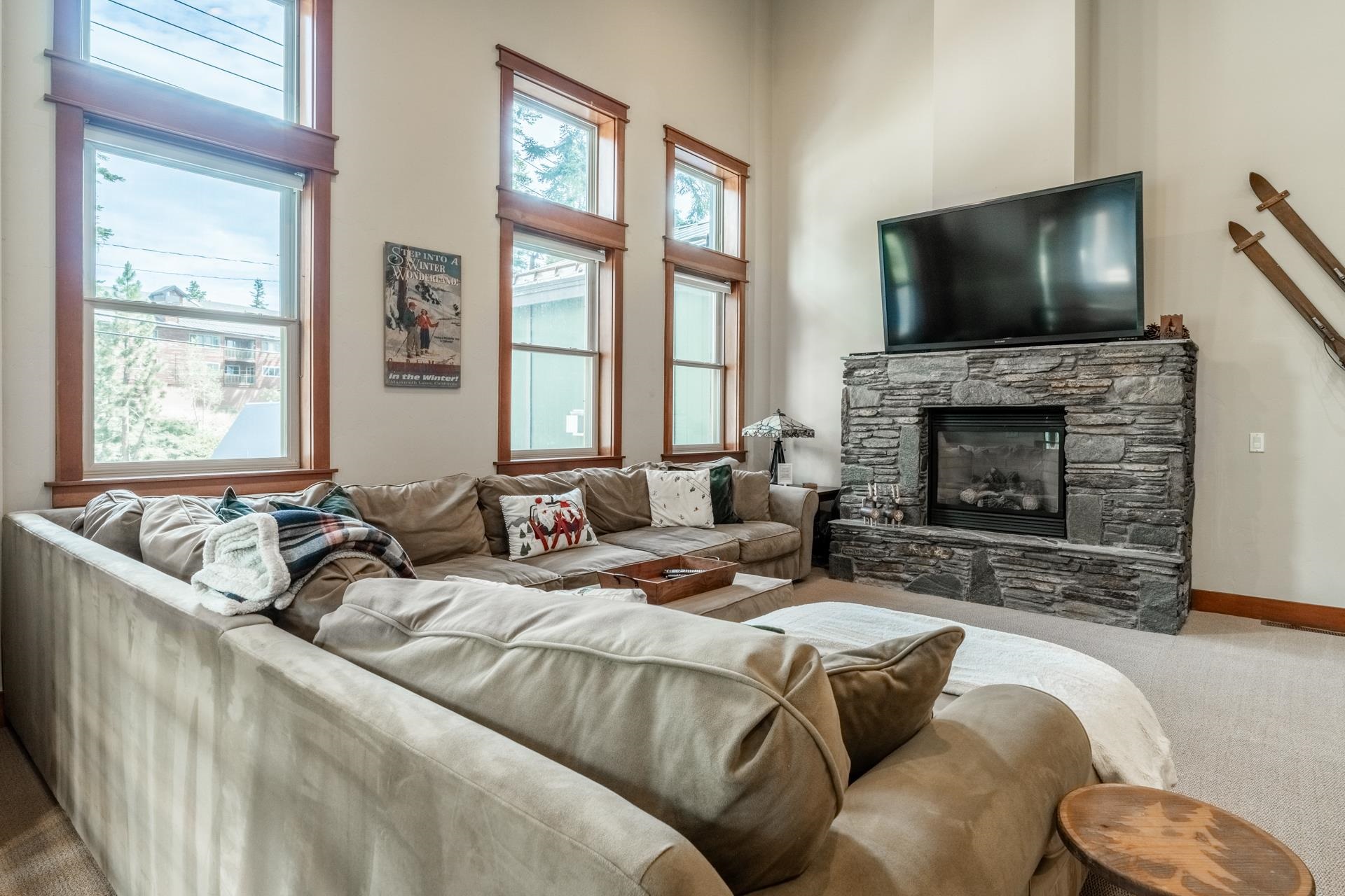 125 Davison Road, Unit 2 Mammoth Lakes, CA 93546 - Photo 7 of 42