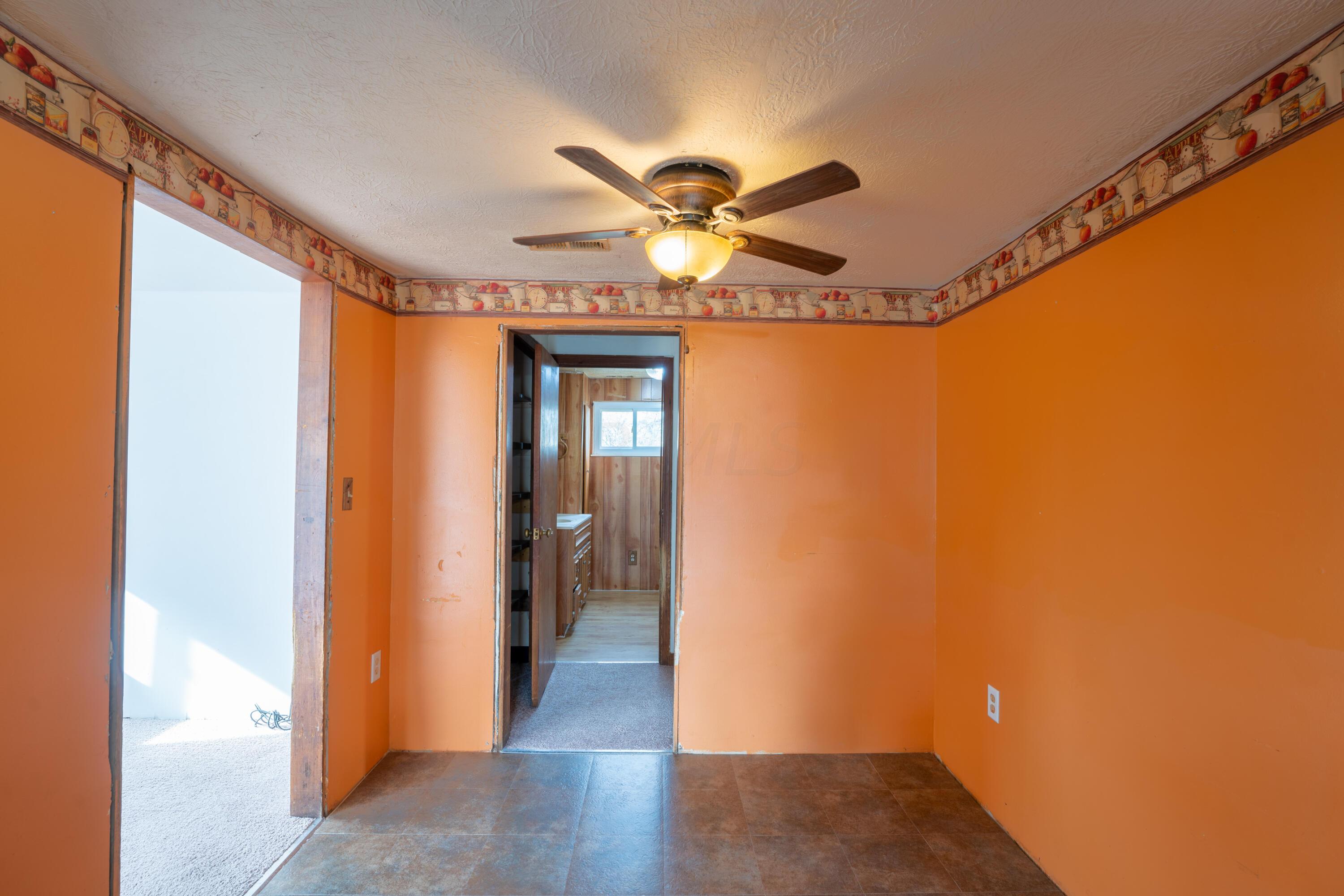 1878 Lehner Road Interior 12
