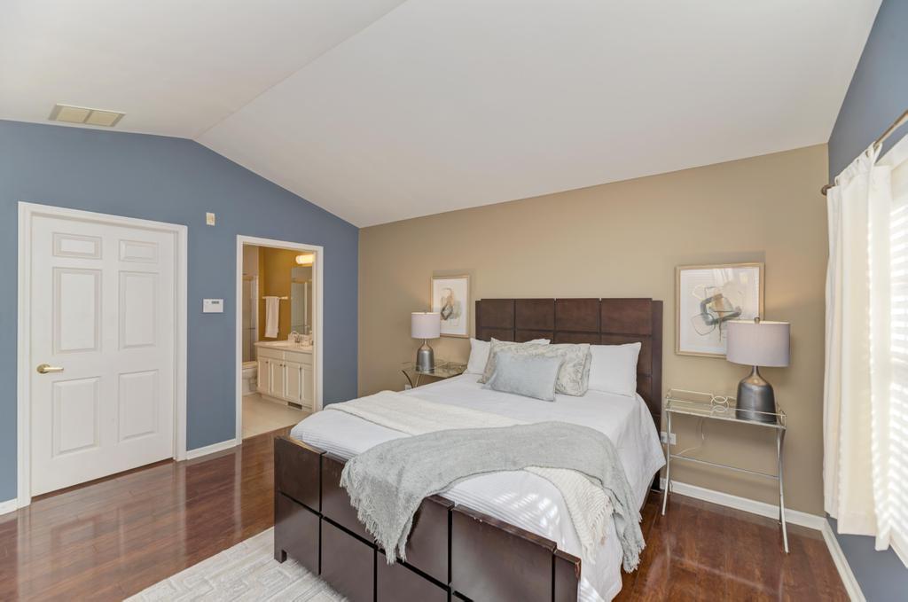 833 Havenshire Road, Unit 833 Naperville, IL 60565 - Photo 16 of 28