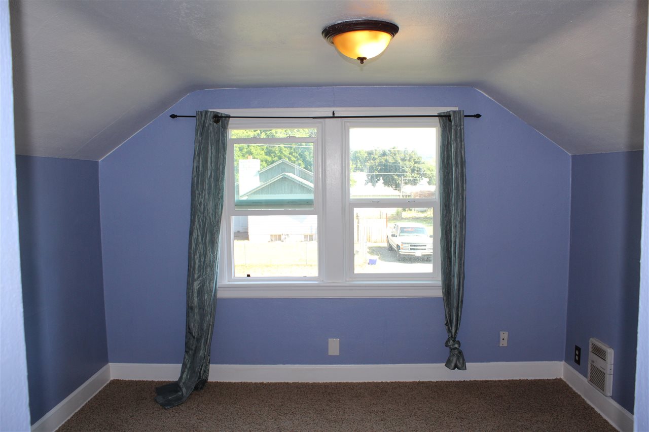 2922 Ella Road Spokane, WA 99212 - Photo 9 of 15