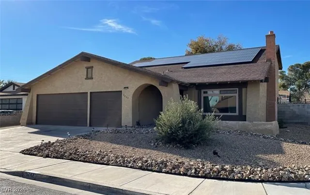$2,700 | 5243 South Placentia Parkway, Las Vegas, NV 89118