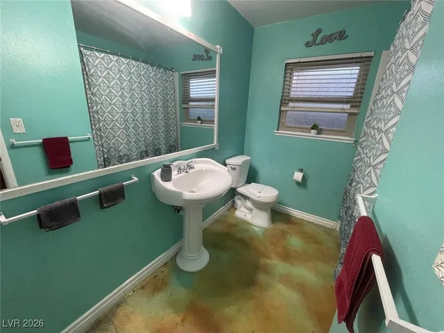 $2,700 | 5243 South Placentia Parkway, Las Vegas, NV 89118