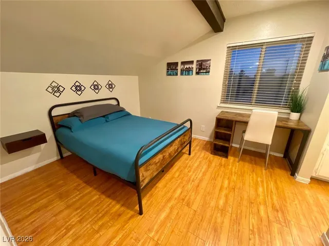 $2,700 | 5243 South Placentia Parkway, Las Vegas, NV 89118