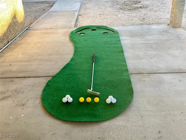 $2,700 | 5243 South Placentia Parkway, Las Vegas, NV 89118