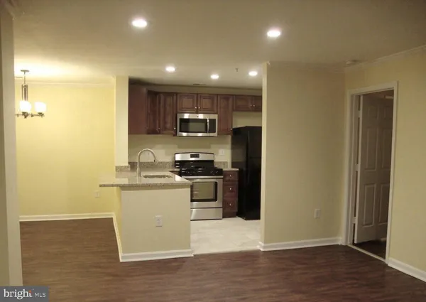 $2,050 | 17701 Kilmarnock Terrace, Unit 1N, Germantown, MD 20874