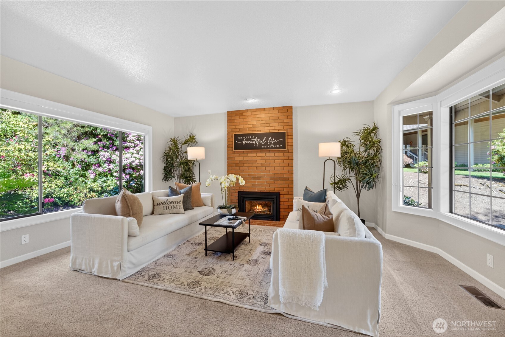 8611 191st Place Southwest Edmonds, WA 98026 - Photo 5 of 36