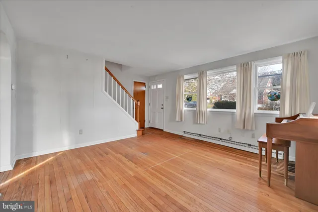 $250,000 | 306 Sycamore Street, Mohnton, PA 19540