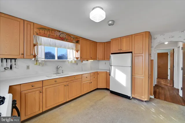 $250,000 | 306 Sycamore Street, Mohnton, PA 19540