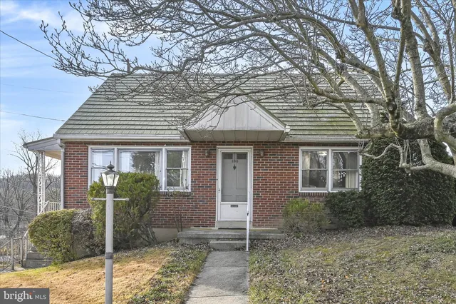 $250,000 | 306 Sycamore Street, Mohnton, PA 19540