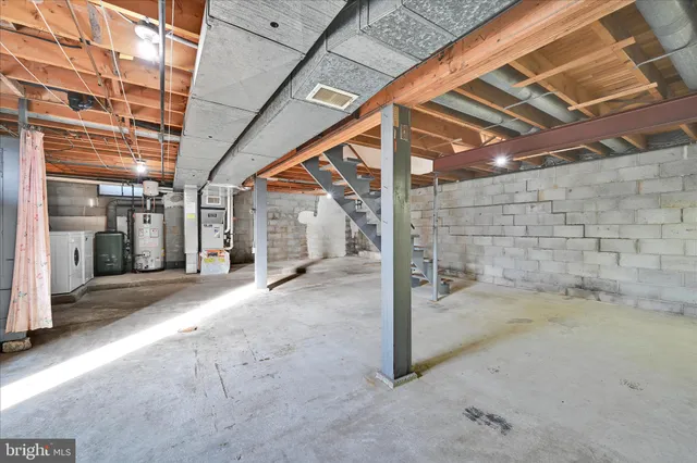 $250,000 | 306 Sycamore Street, Mohnton, PA 19540