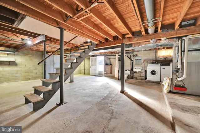 $250,000 | 306 Sycamore Street, Mohnton, PA 19540