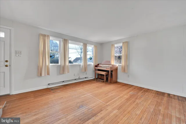 $250,000 | 306 Sycamore Street, Mohnton, PA 19540