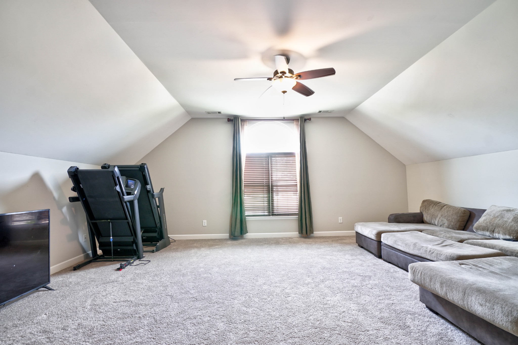 221 Abbey Road Lebanon, TN 37090 - Photo 27 of 36 a bedroom with furniture and a ceiling fan