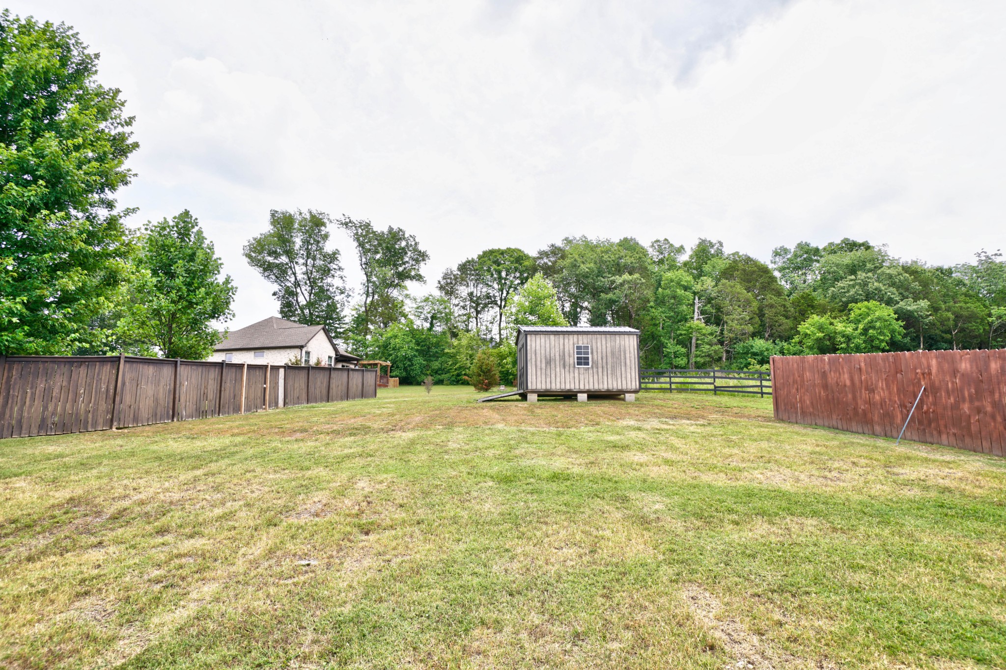 221 Abbey Road Lebanon, TN 37090 - Photo 35 of 36 a view of a backyard