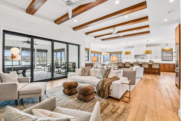 $3,850,000 | 4469 Lafayette Lane, Spring Park, MN 55384