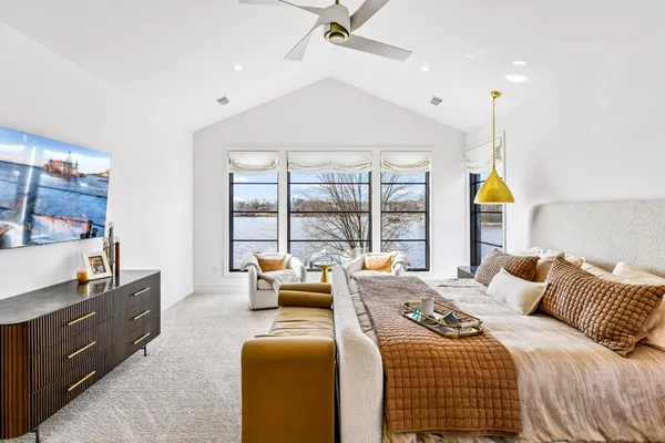 $3,850,000 | 4469 Lafayette Lane, Spring Park, MN 55384