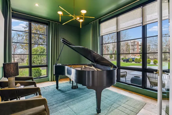 $3,850,000 | 4469 Lafayette Lane, Spring Park, MN 55384