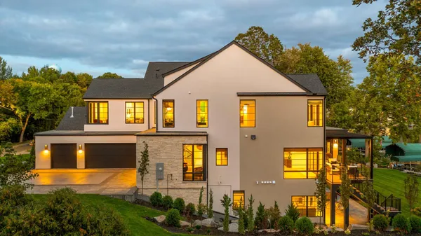 $3,850,000 | 4469 Lafayette Lane, Spring Park, MN 55384