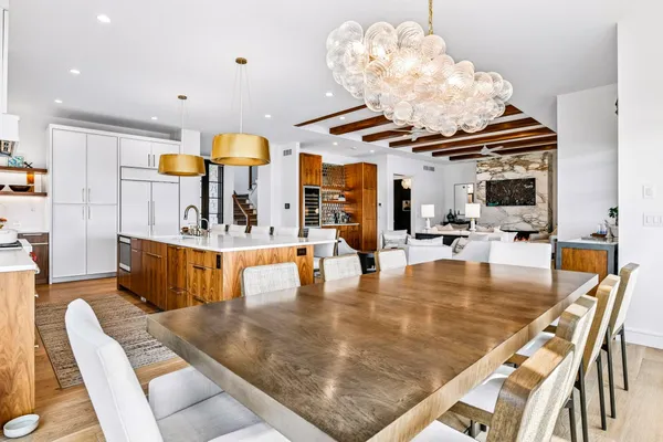 $3,850,000 | 4469 Lafayette Lane, Spring Park, MN 55384