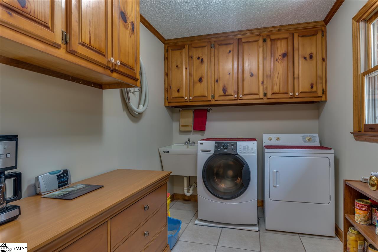 384 Martin Walker Road Mill Spring, NC 28756 - Photo 15 of 36