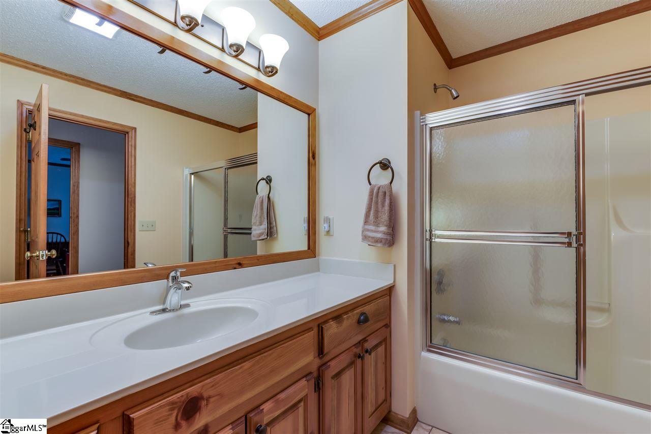 384 Martin Walker Road Mill Spring, NC 28756 - Photo 5 of 36