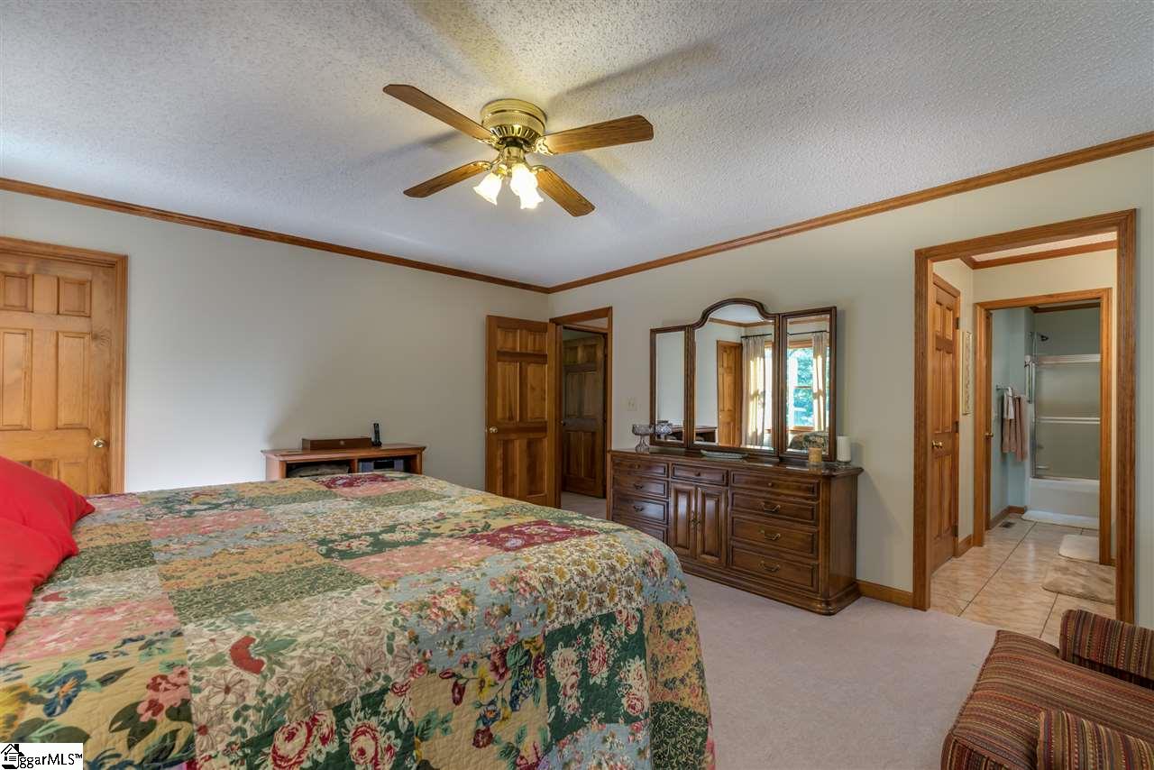 384 Martin Walker Road Mill Spring, NC 28756 - Photo 7 of 36