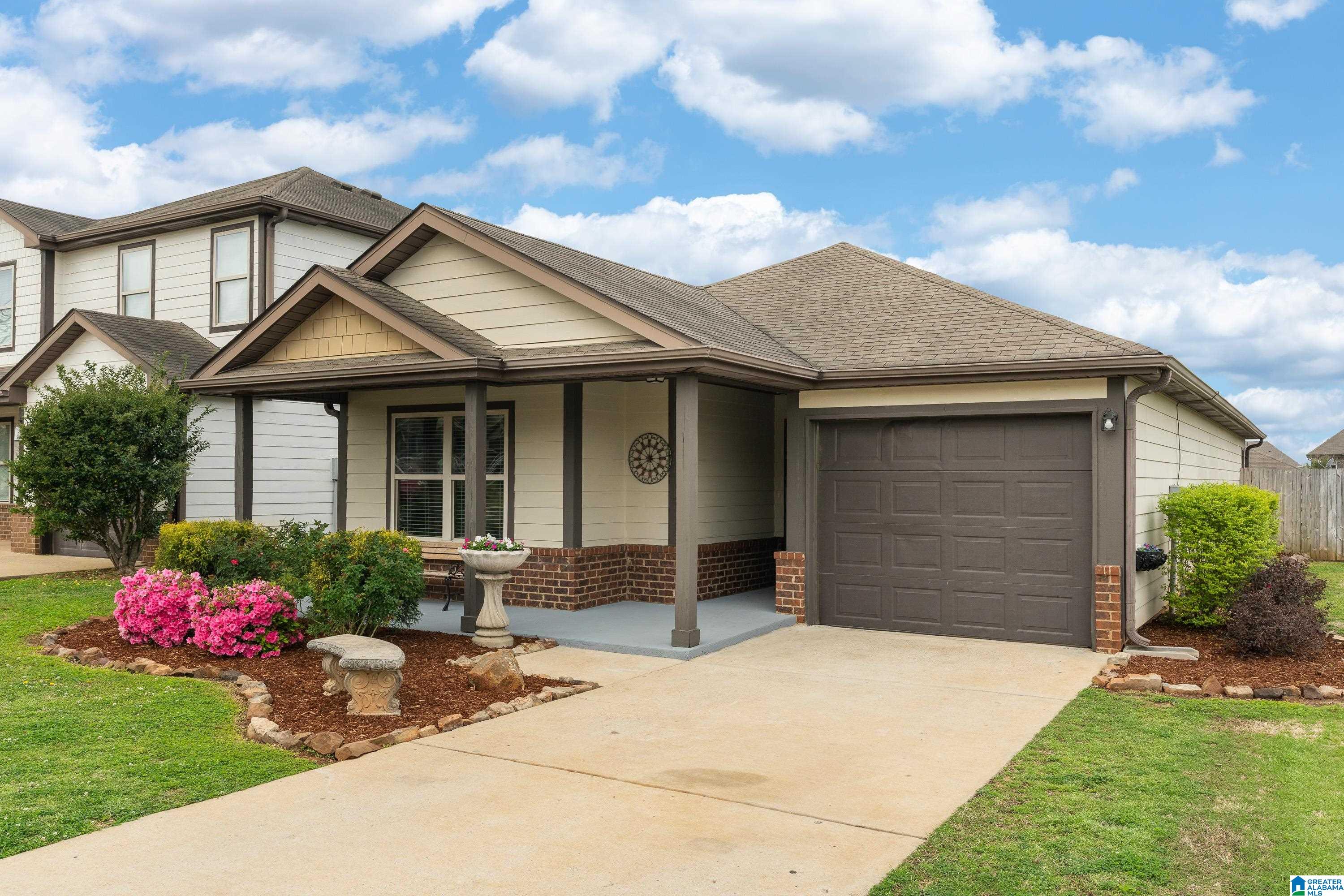 531 Union Station Place Calera, AL 35040 - Photo 2 of 35