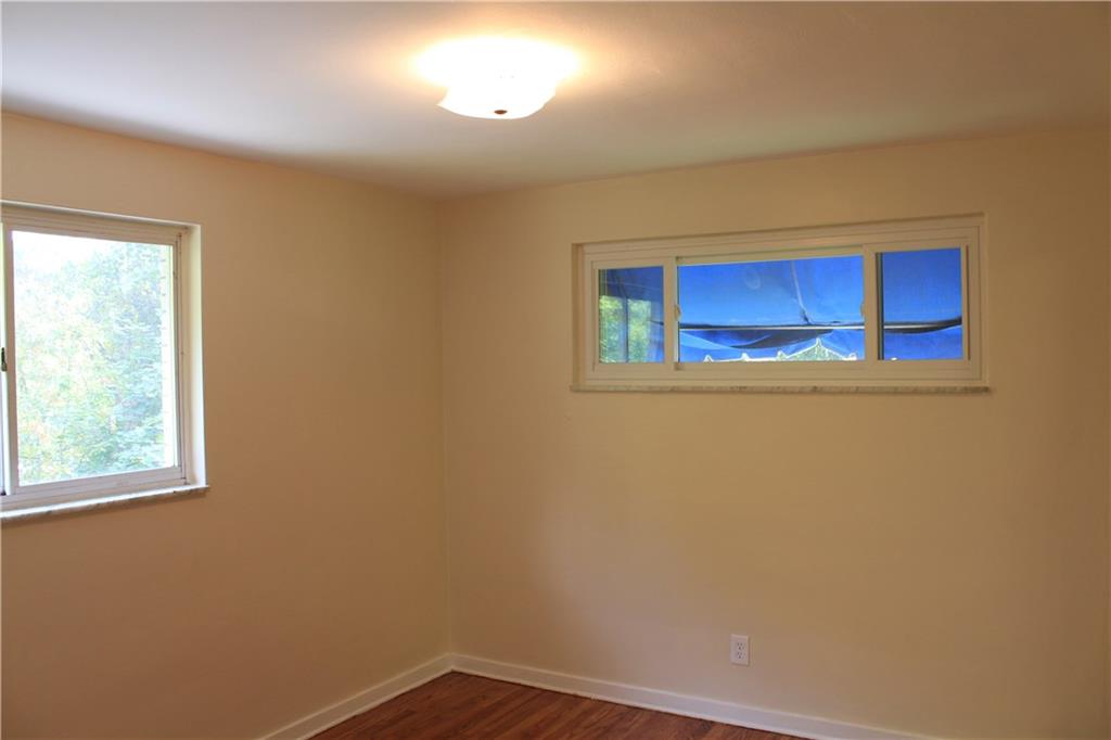 971 Roland Road Pittsburgh, PA 15221 - Photo 13 of 22 Gallery Image 13