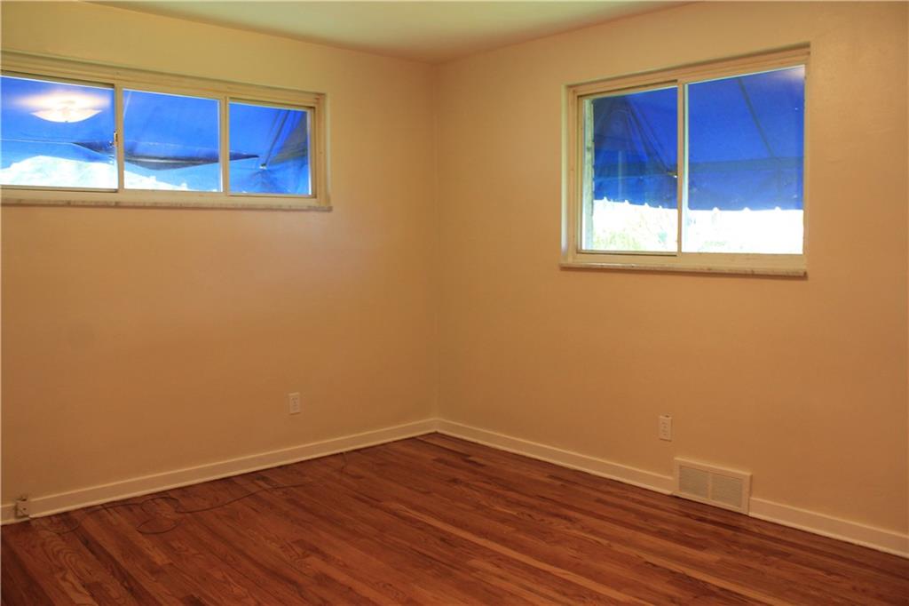 971 Roland Road Pittsburgh, PA 15221 - Photo 14 of 22 Gallery Image 14