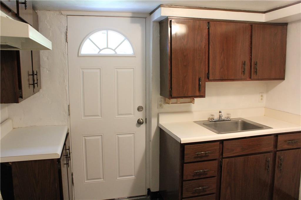 971 Roland Road Pittsburgh, PA 15221 - Photo 18 of 22 Gallery Image 18