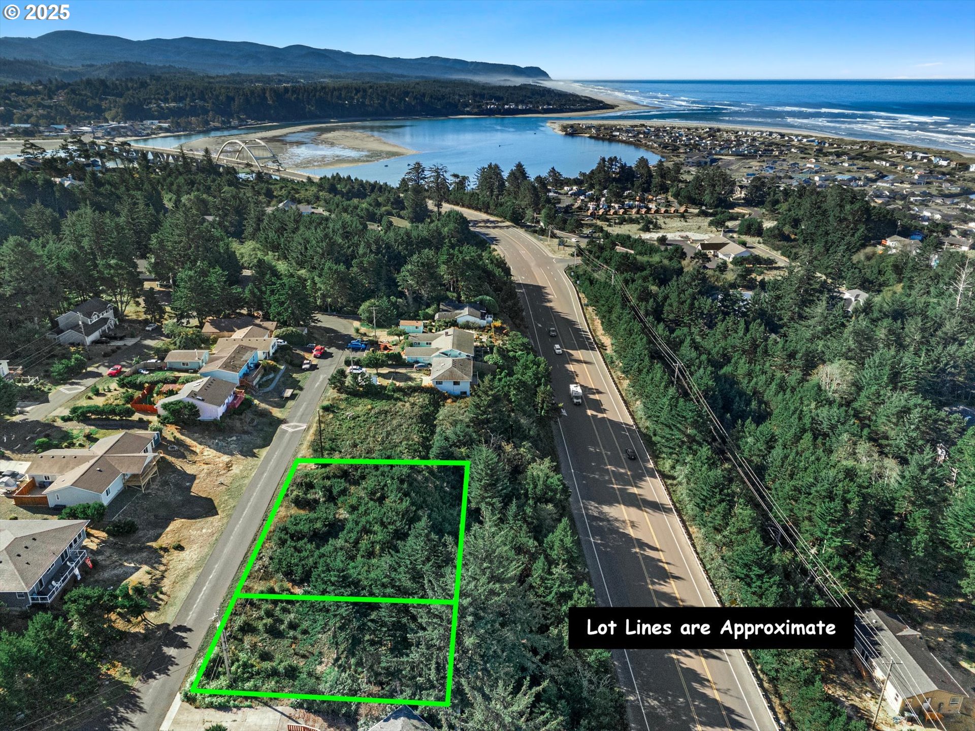 1822 Northwest View Ridge Drive Waldport, OR 97394 - Photo 3 of 17 an aerial view of multiple house