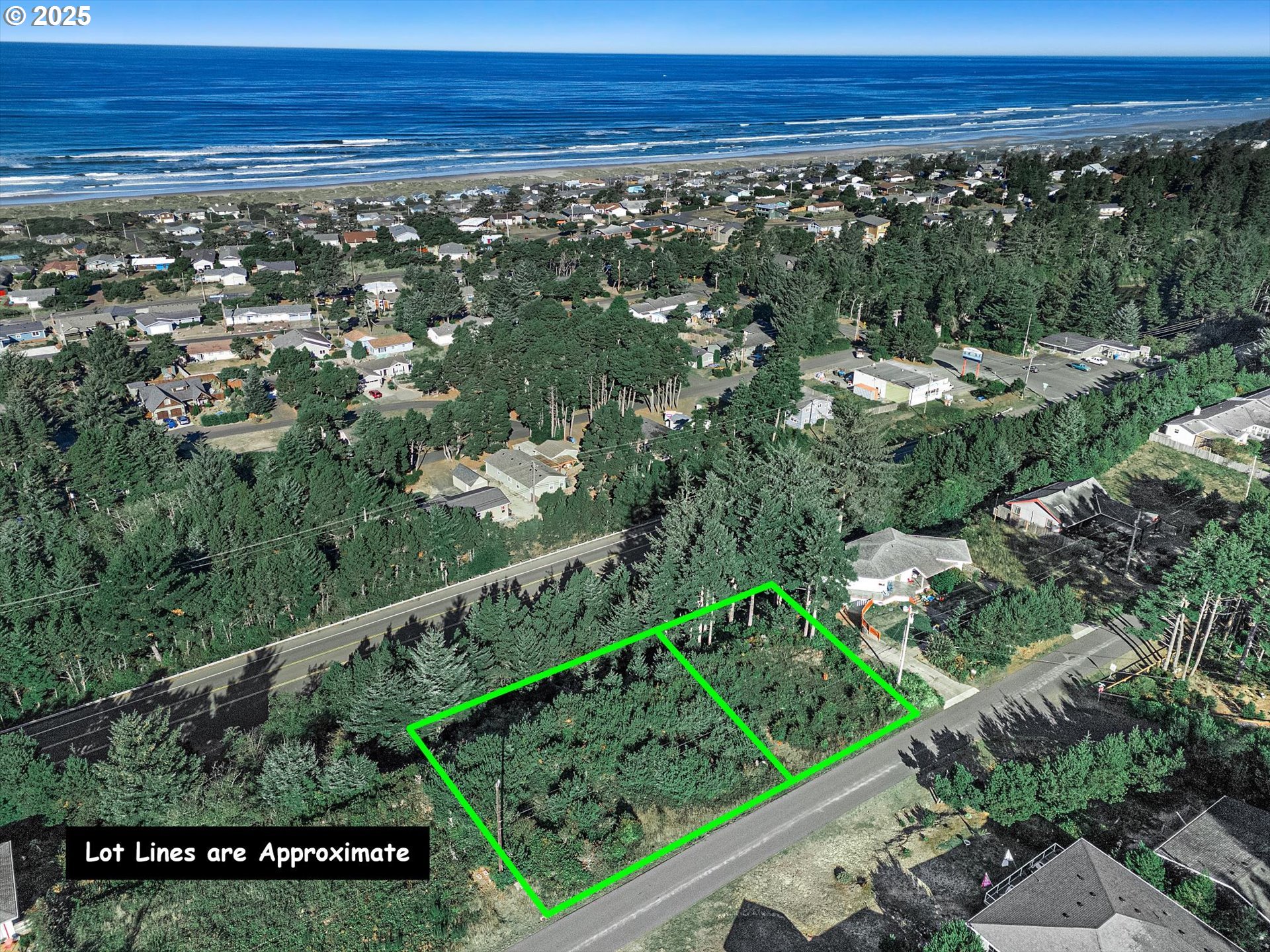 1822 Northwest View Ridge Drive Waldport, OR 97394 - Photo 4 of 17 a view of a green field