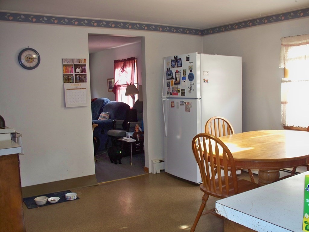 142 Killdeer Road Webster, MA 01570 - Photo 7 of 24 a living room with furniture