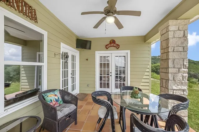 a view of a garden with an outdoor space