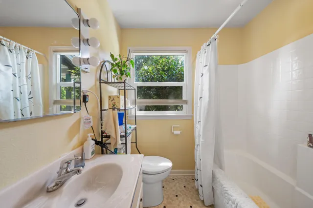 $1,199,900 | 2940 Felstet Lane, Redding, CA 96001