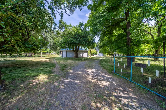 $1,199,900 | 2940 Felstet Lane, Redding, CA 96001