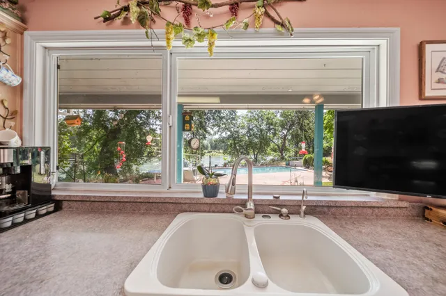 $1,199,900 | 2940 Felstet Lane, Redding, CA 96001